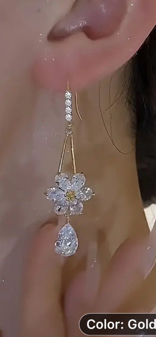 047 Exquisite Flower Droplet Shape Full Shiny Rhinestone Inlaid Dangle Earrings Elegant Luxury Style Banquet Earrings