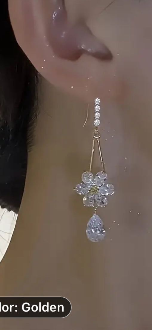 047 Exquisite Flower Droplet Shape Full Shiny Rhinestone Inlaid Dangle Earrings Elegant Luxury Style Banquet Earrings